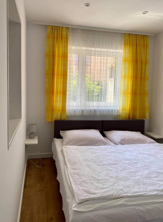 Pokoje U Jarka Krzyżowa Kültér fotó